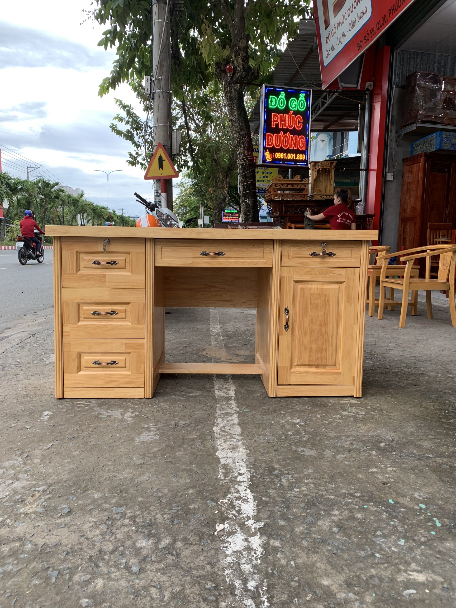 z2779062012042_502a393bbf7eaa146201e99e35b76634